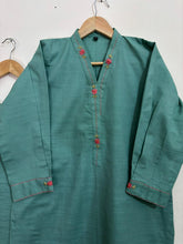 2pc Khaddar Hand Embroidery Dress