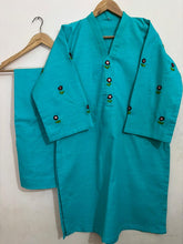 2pc Khaddar Hand Embroidery Dress