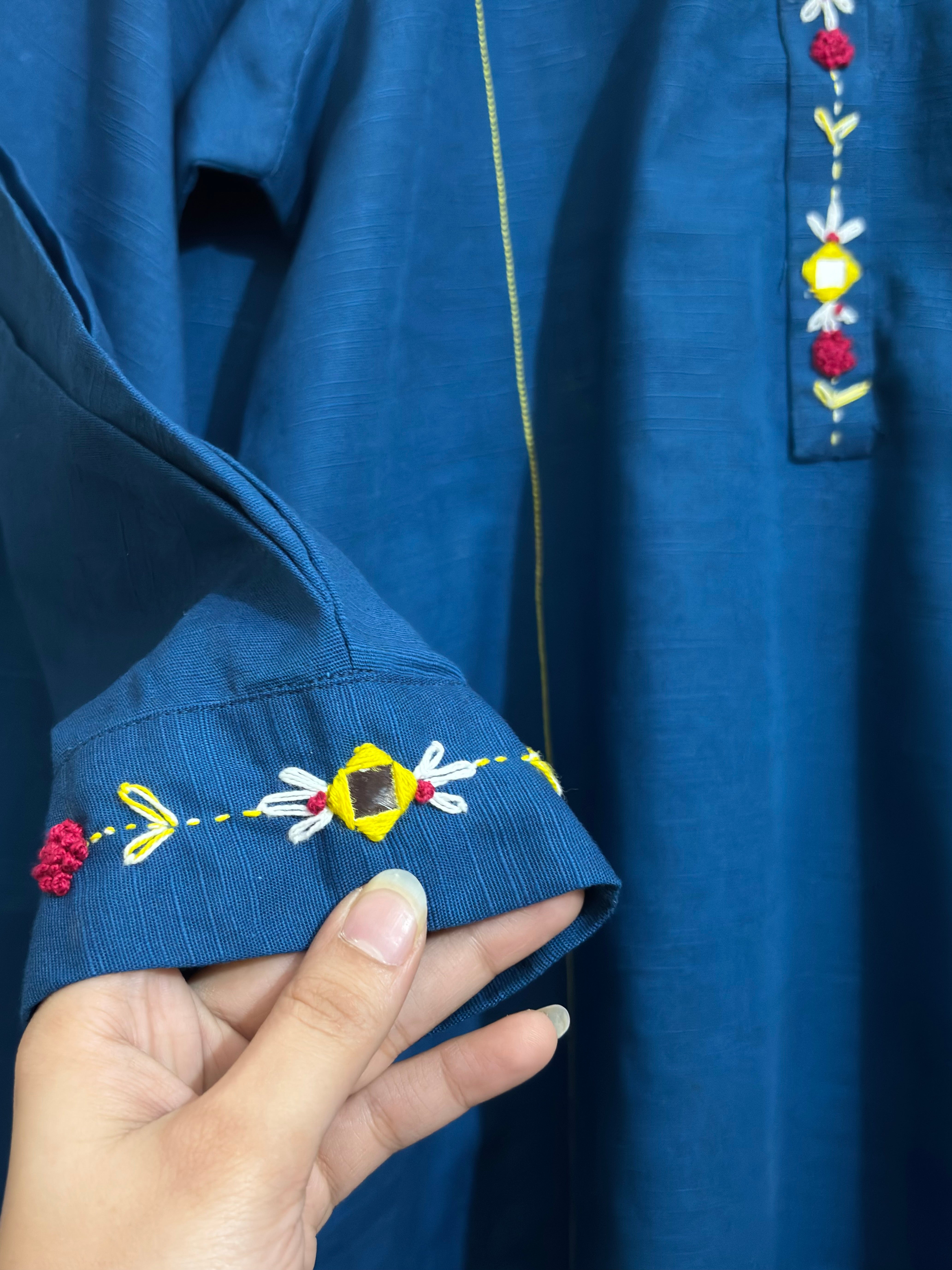 2pc Khaddar Hand Embroidery Dress with Plazo