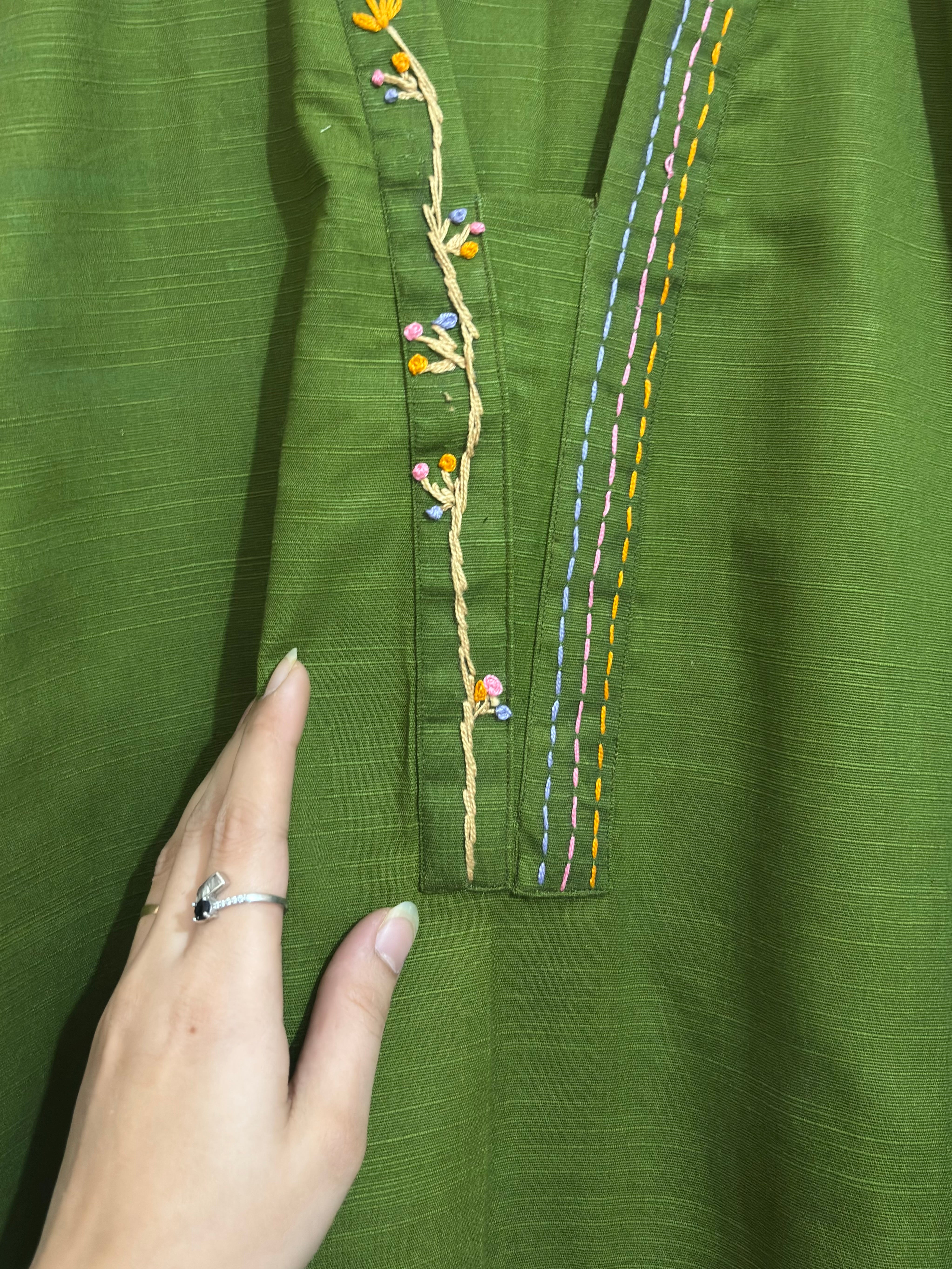 2pc Khaddar Hand Embroidery Dress with Plazo