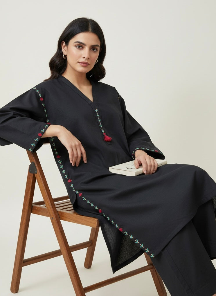 2pc Khaddar Hand Embroidery Baggy Style  Dress with Trouser